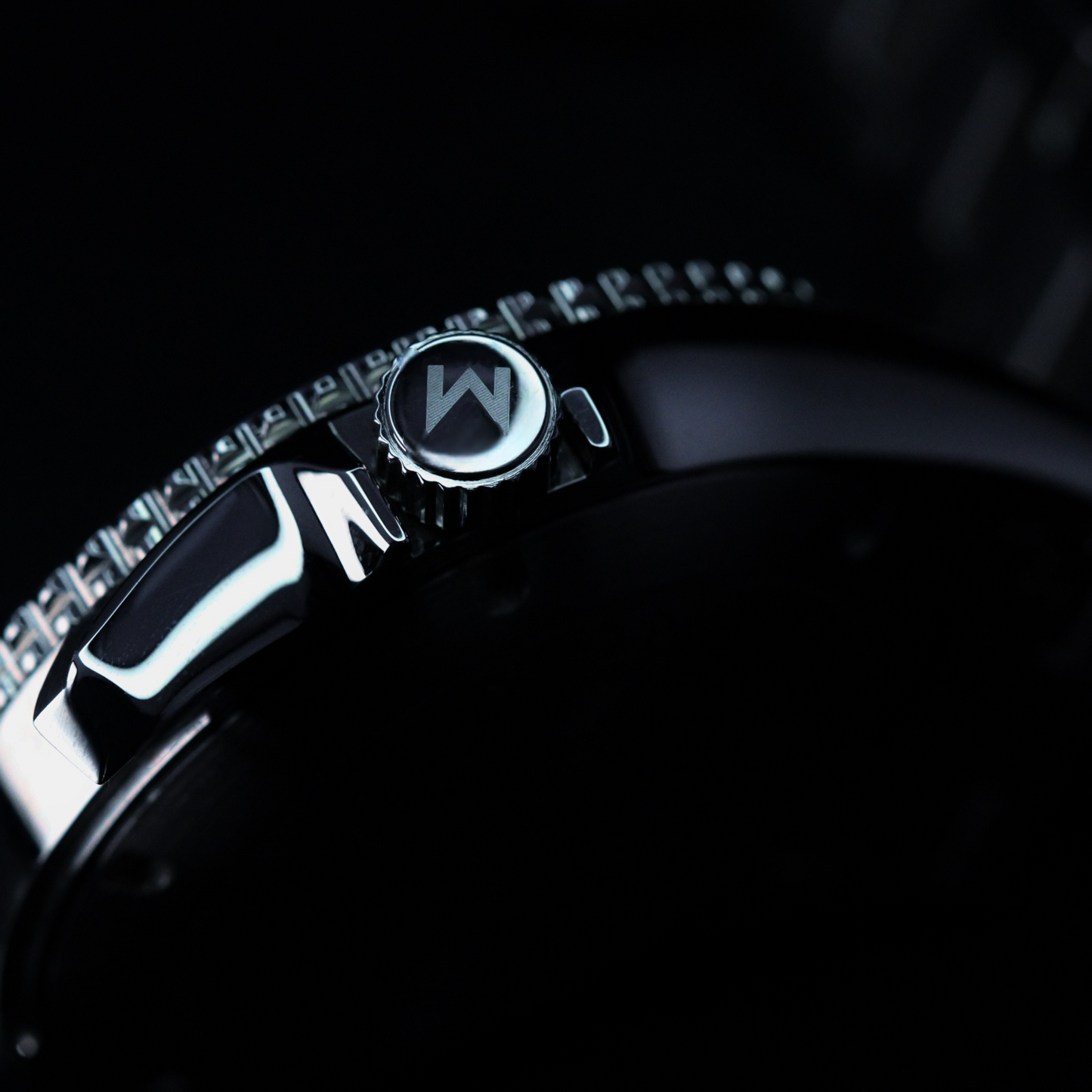 Blacktip GMT Front Angle – Monterey Watches
