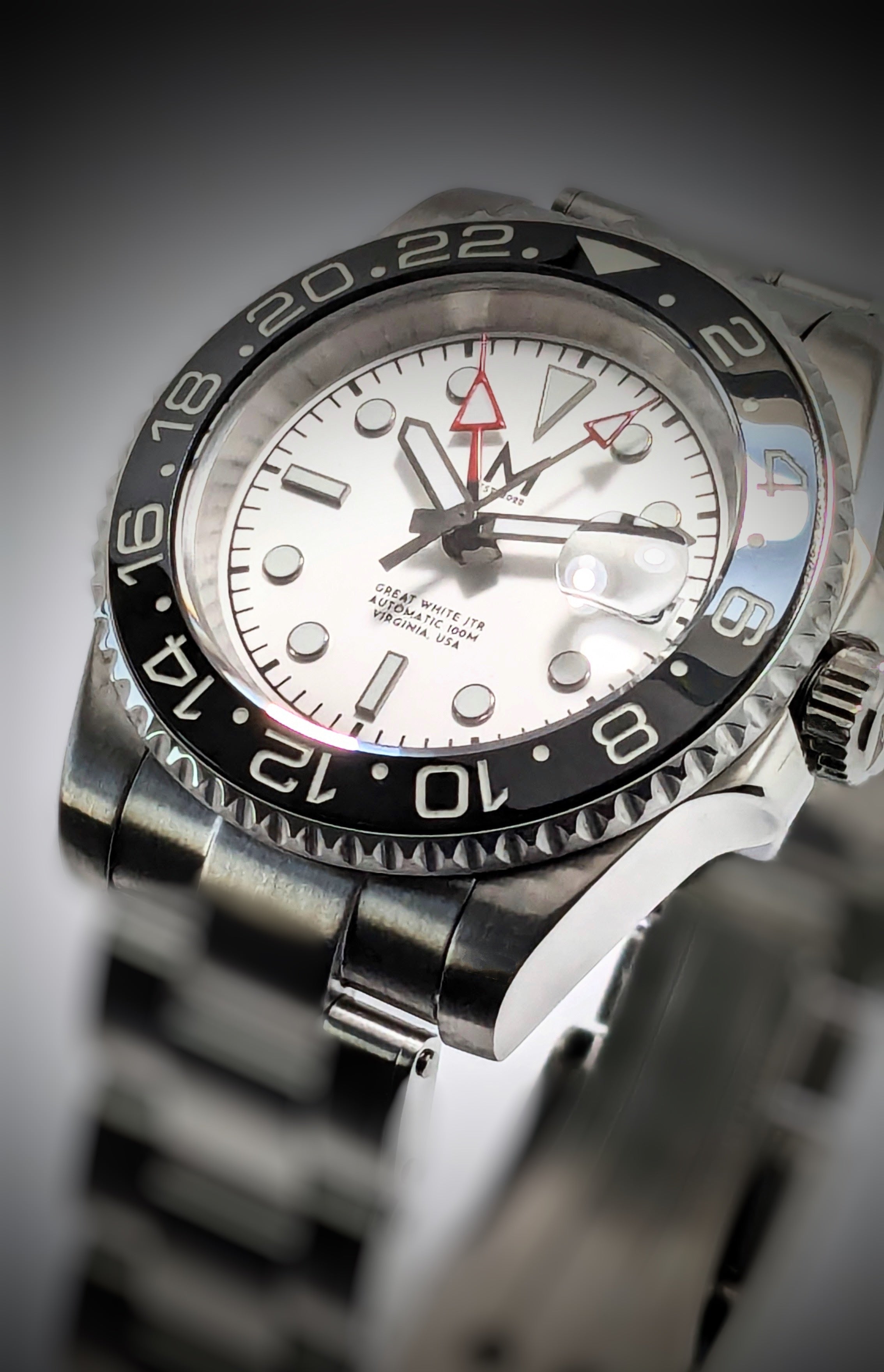 White 2025 dial gmt